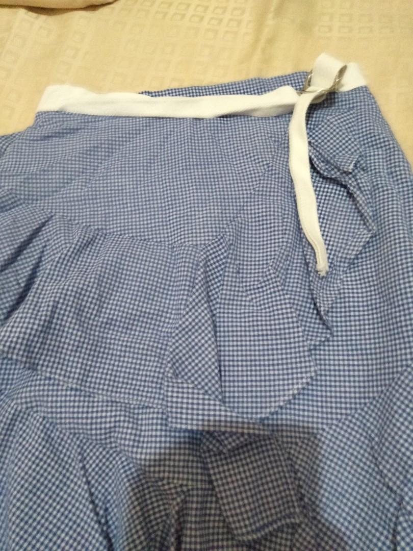Skirt by Preloved clothing (Category: Skirts) located in Pasig City. Submitted by yangchanel (Listing ID 234099925, Image 2). Description: Still good as new👍.