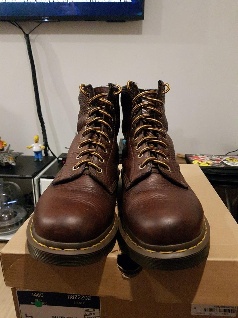 Dr. Martens 1460 Bark Size 9US Mens, Men's Fashion, Footwear, Boots on Carousell