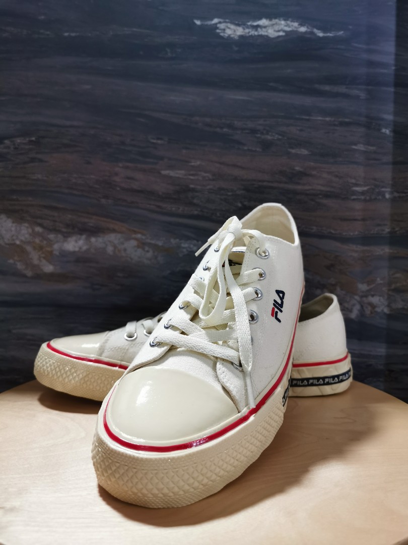 FILA Canvas Sneakers Men s Fashion Footwear Sneakers on Carousell