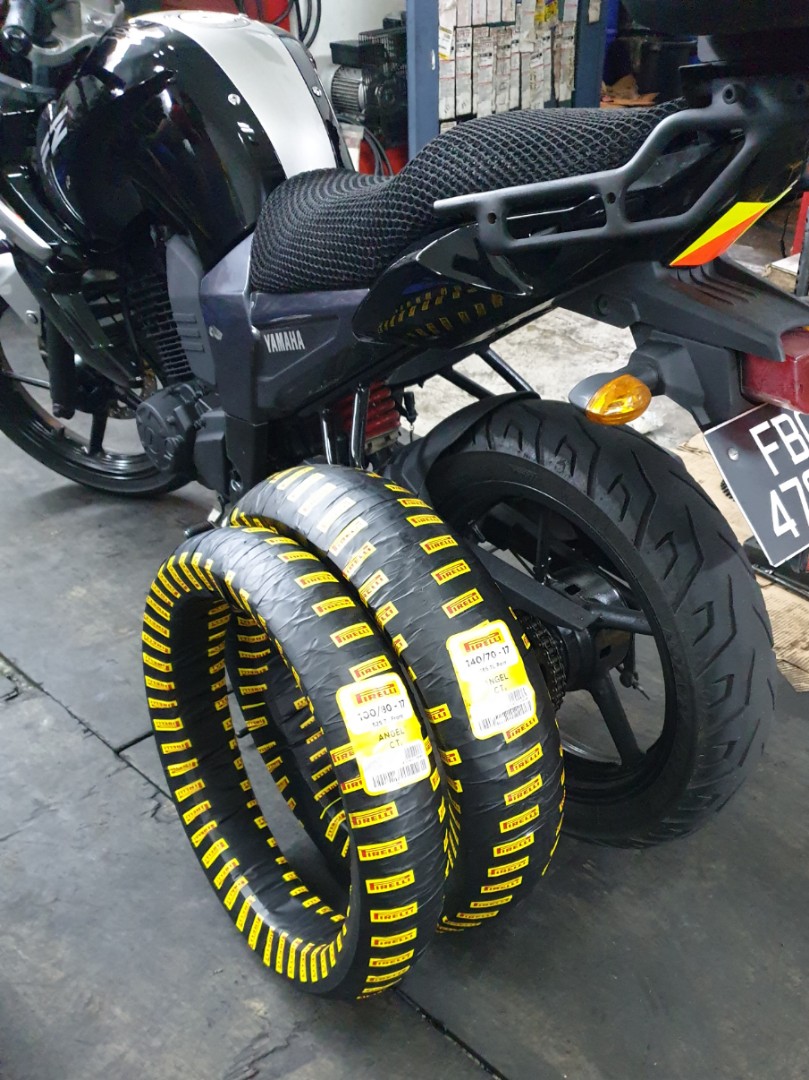 yamaha fzs rear tyre cover