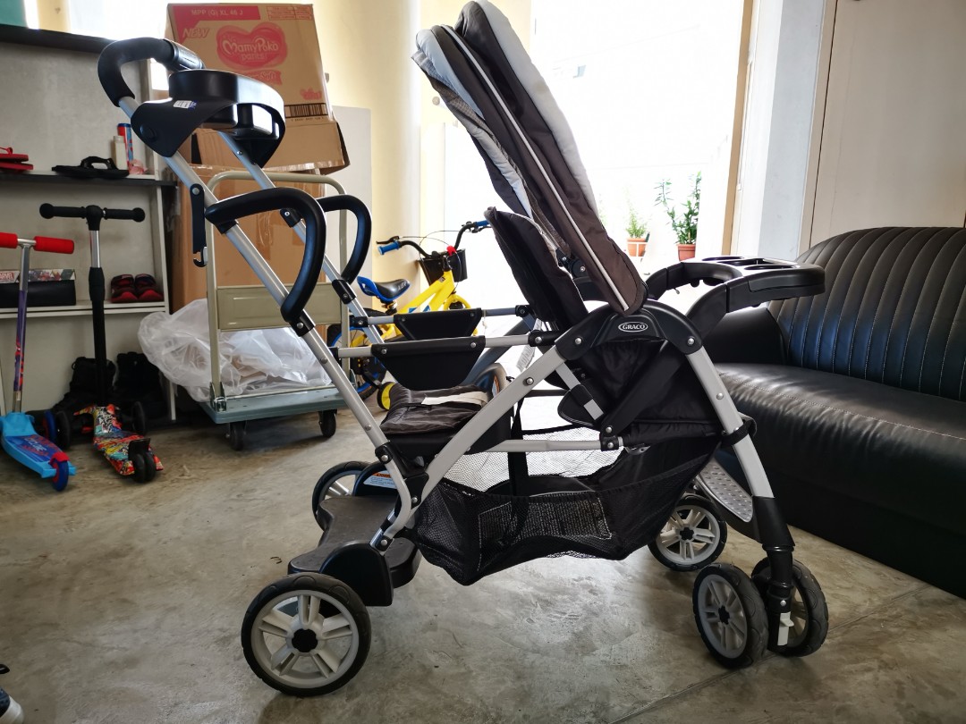 Graco Room for 2, Babies & Kids, Infant Playtime on