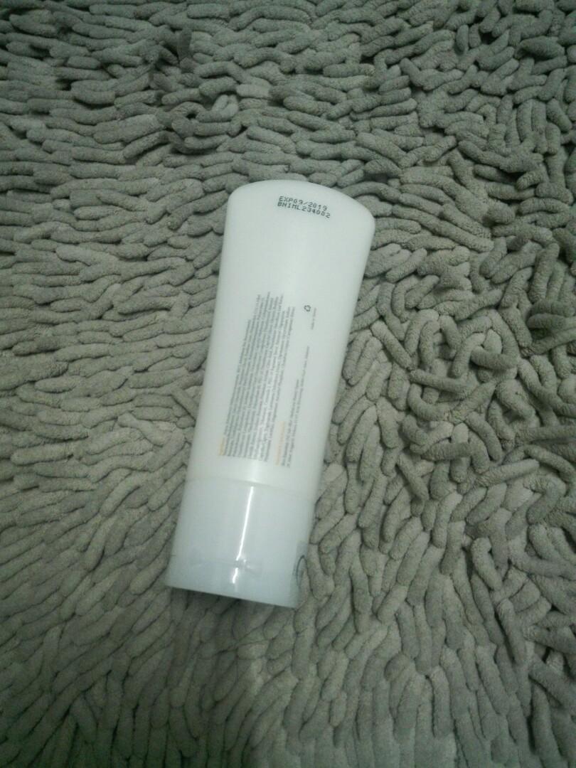 Herbaline Lightening Body Lotion SPF 50 PA+++, Beauty & Personal Care