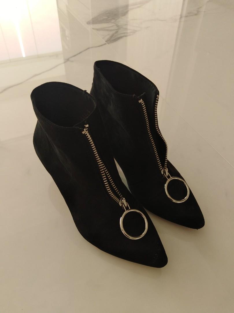H\u0026M bootie heels in black suede, Women 