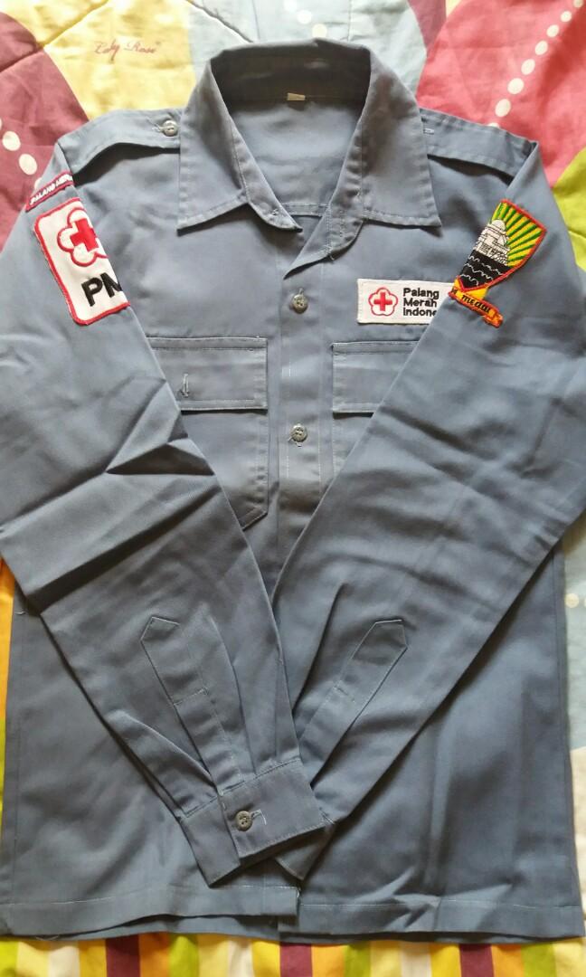 Kemeja Pmr Fesyen Wanita Pakaian Wanita Atasan Di Carousell