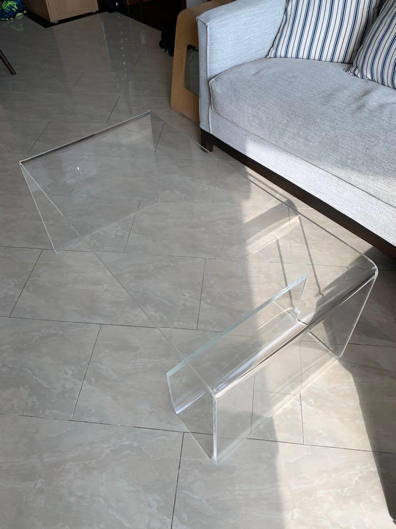 Muji acrylic coffee table, 傢俬＆家居, 傢俬, 桌子 Carousell