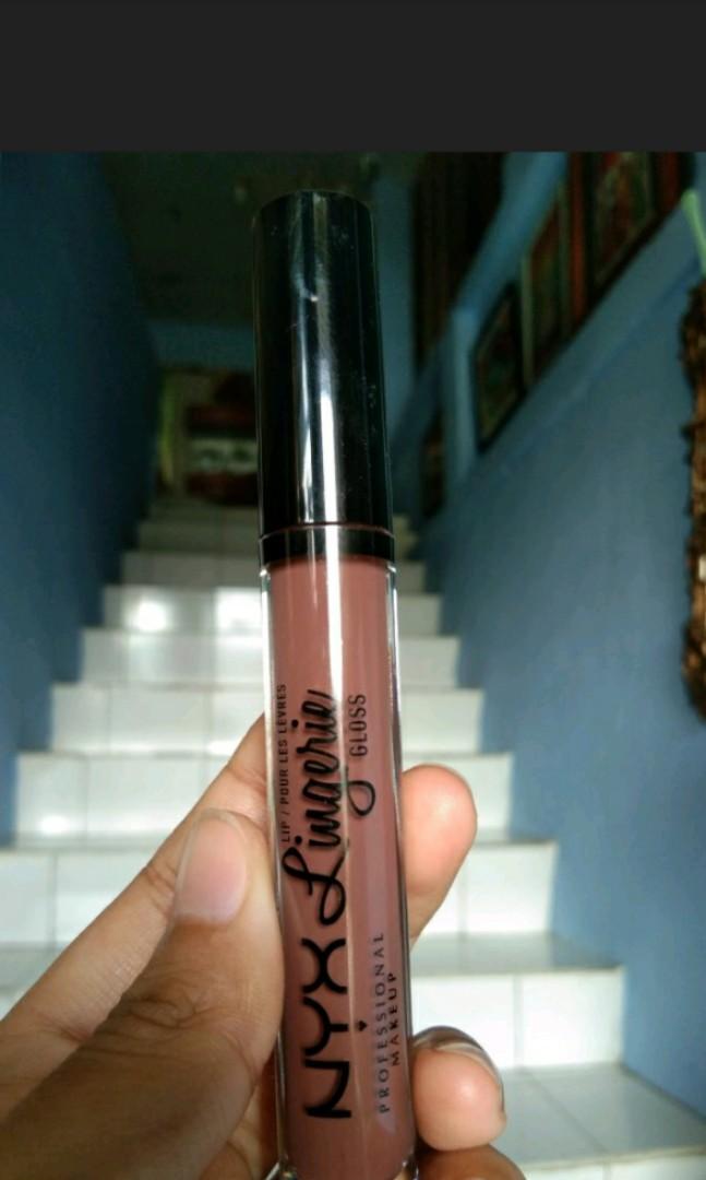 Sociollacarousell Nyx Lip Lingerie Gloss Maison Kesehatan Kecantikan Rias Wajah Di Carousell
