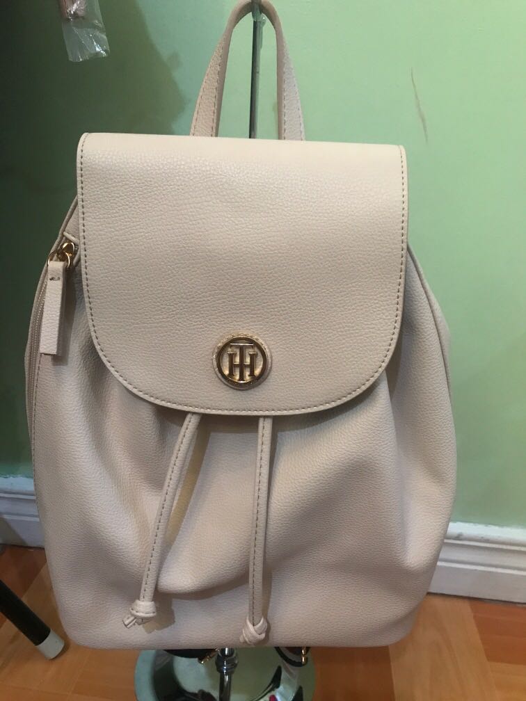 Tommy hilfiger backpack, Women's Fashion, Bags & Wallets, Backpacks on