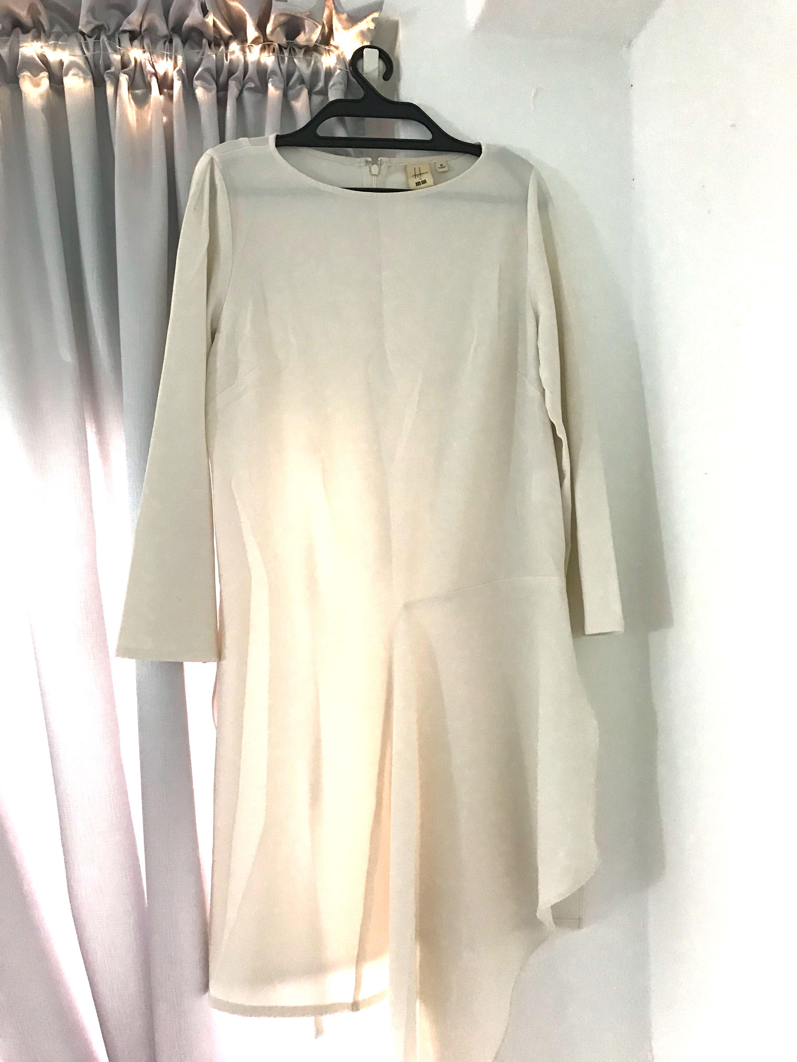hana tajima uniqlo blouse