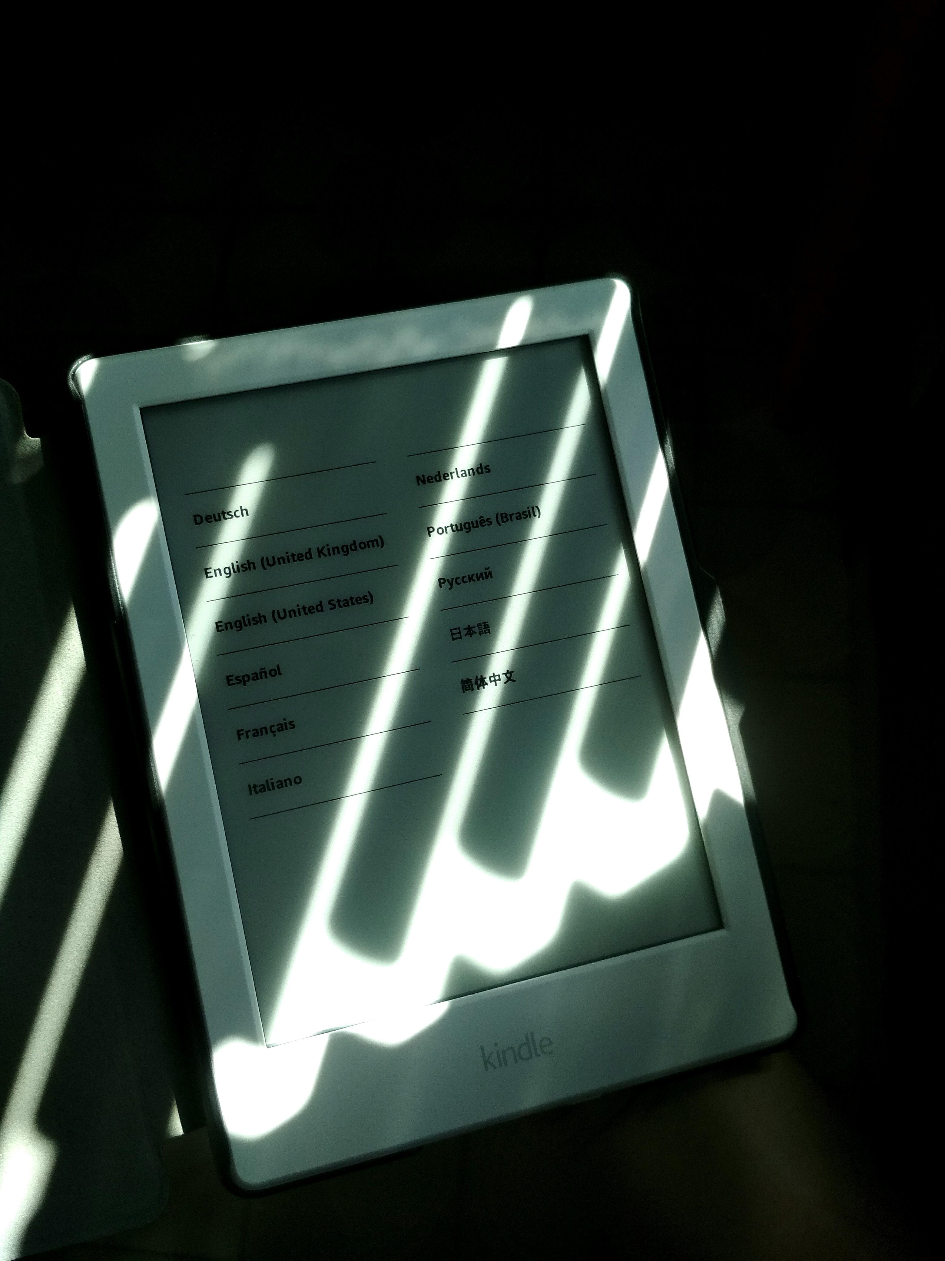 8th Gen Amazon KINDLE Paperwhite without Backlight, Mobile Phones