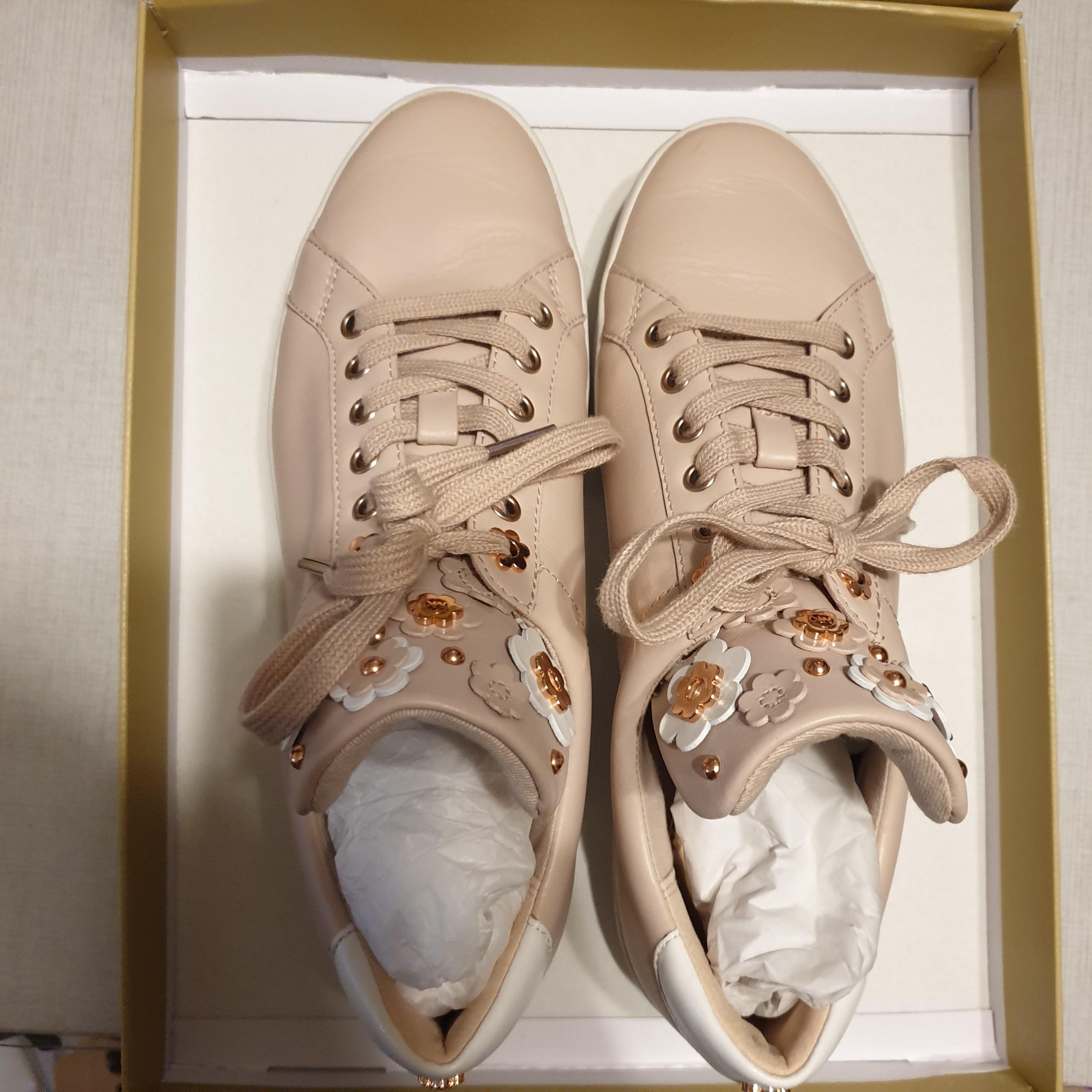 Michael kors 2025 floral sneakers