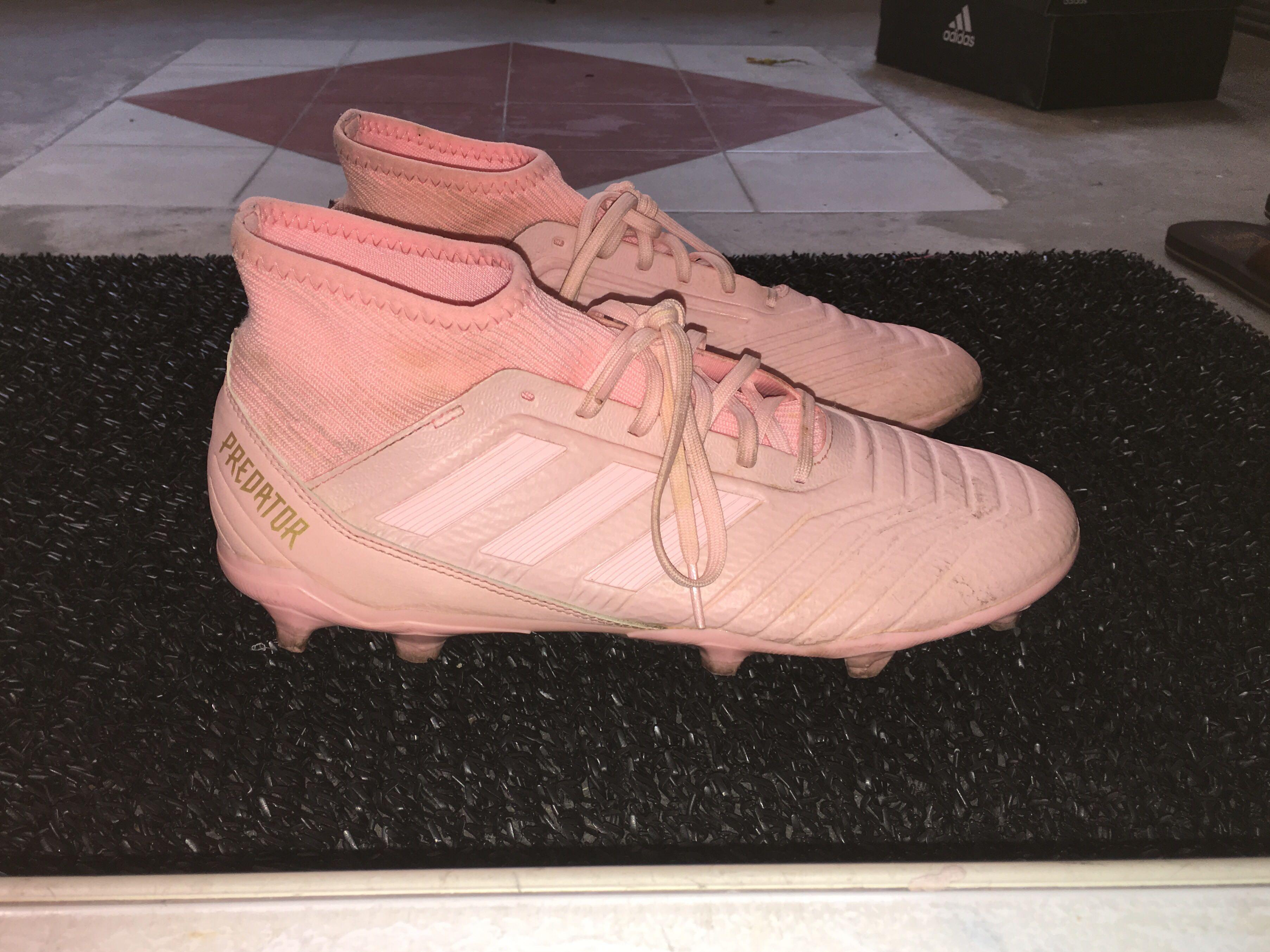 adidas pink predator boots