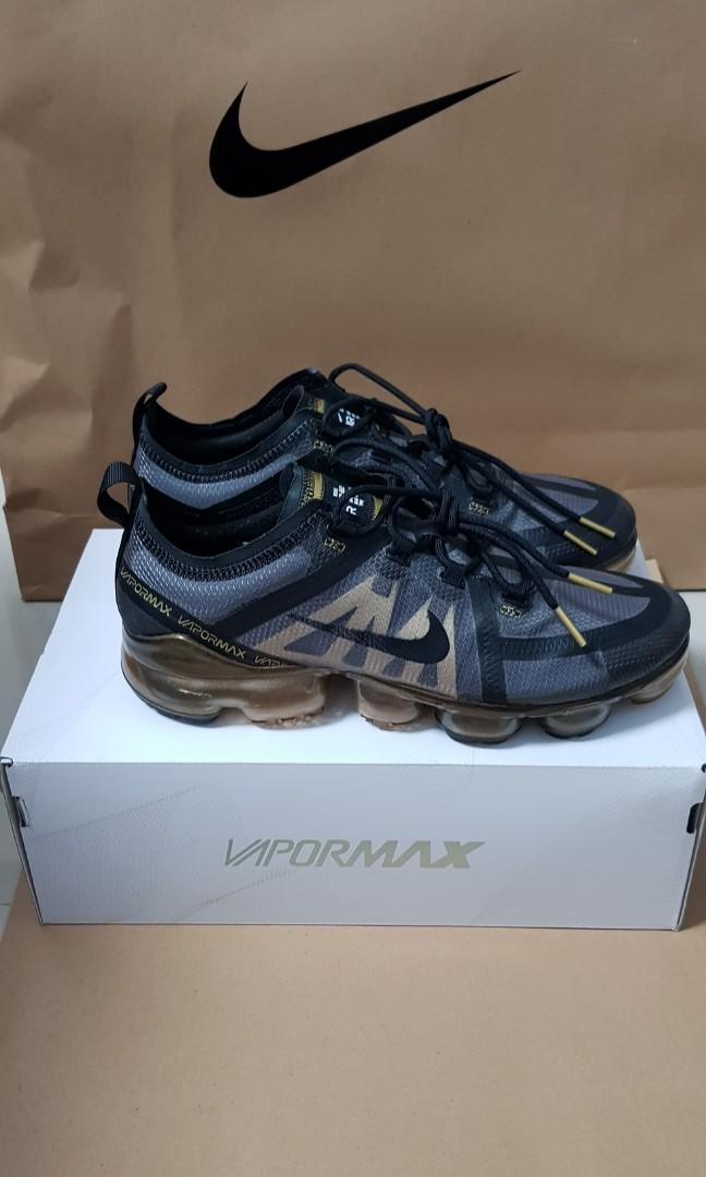 air vapormax 2019 black metallic gold