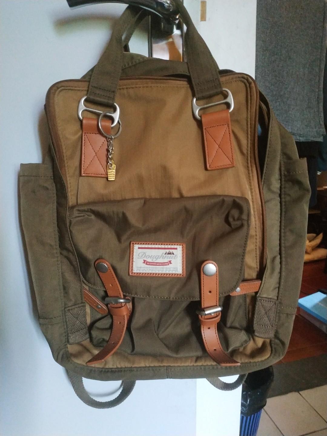 doughnut macaroon khaki