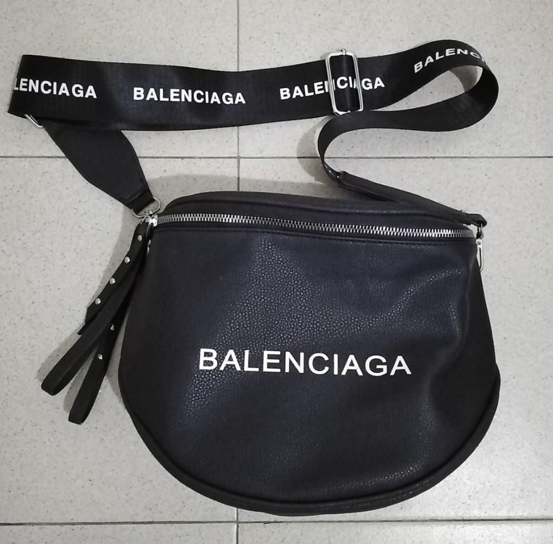 balenciaga sling bag black