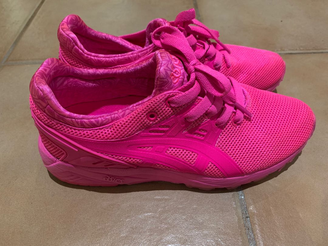 bright pink asics