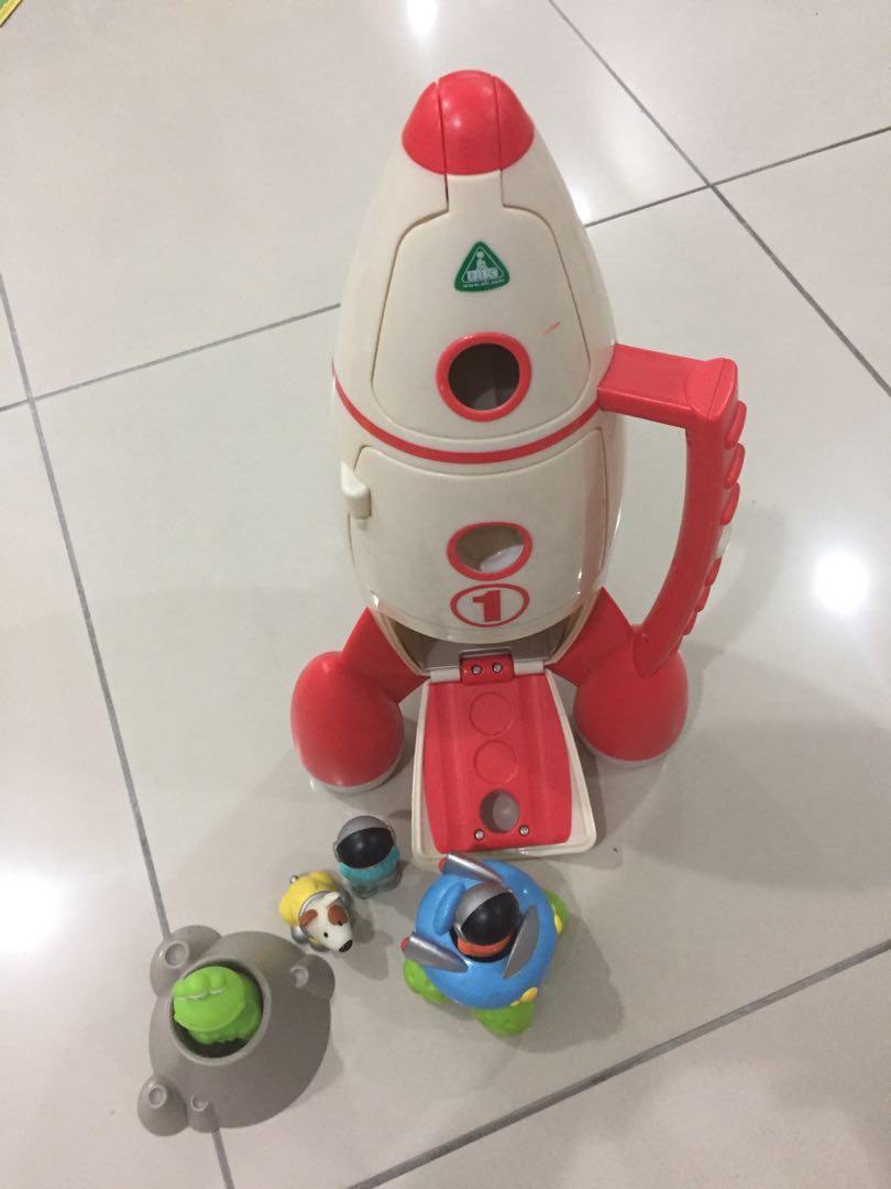 Elc happyland lift off deals rocket