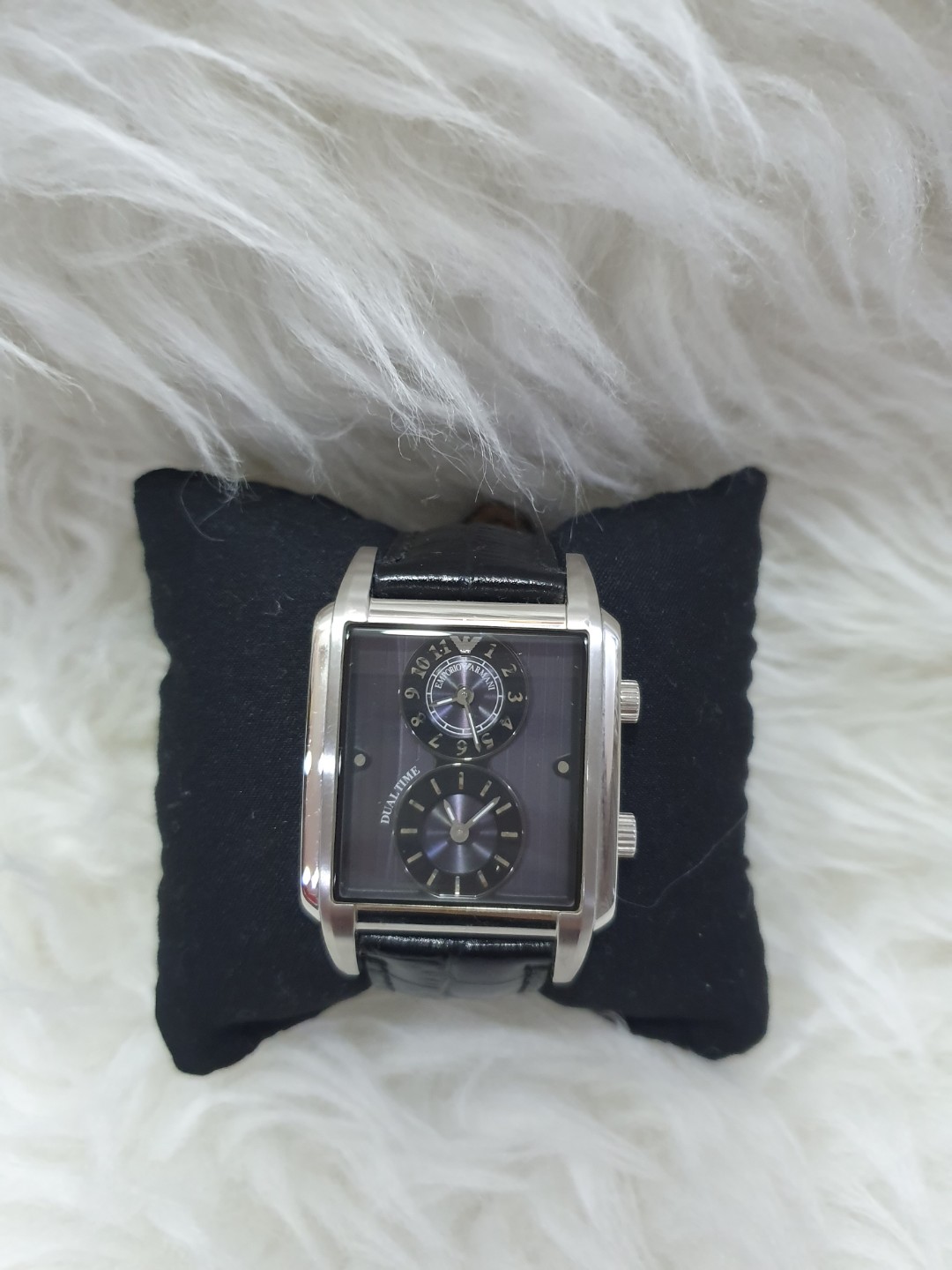 Emporio armani 2025 dual time watch