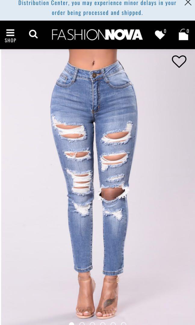 Fashion Nova fashionnova distressed jeans , size 1 , Brand