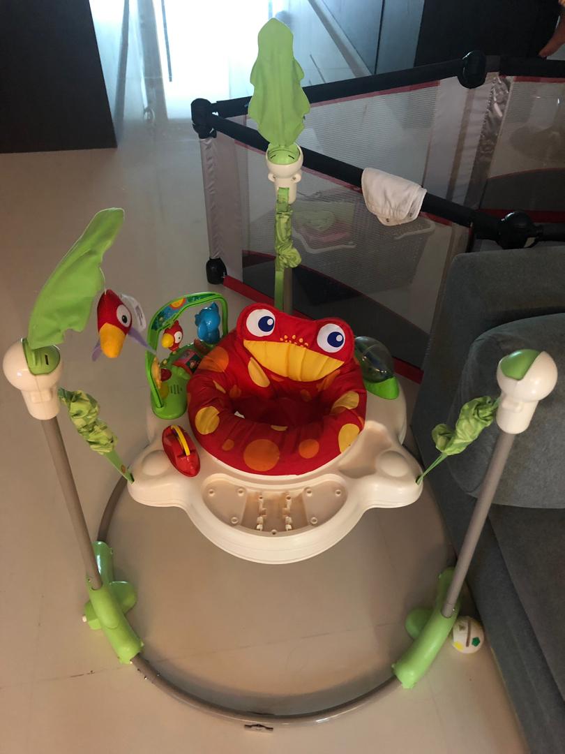 Fisher Price Jumperoo and Exersaucer, Babies & Kids, Infant Playtime on