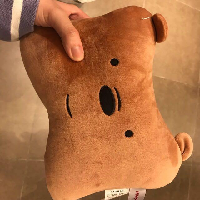 miniso car headrest pillow