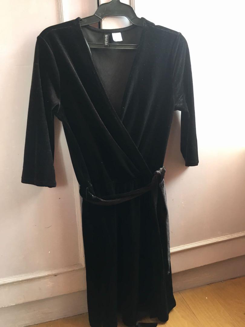 h&m velvet wrap dress