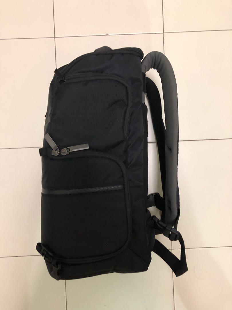 MANFROTTO Advanced Camera and Laptop Backpack Tri M Photography
