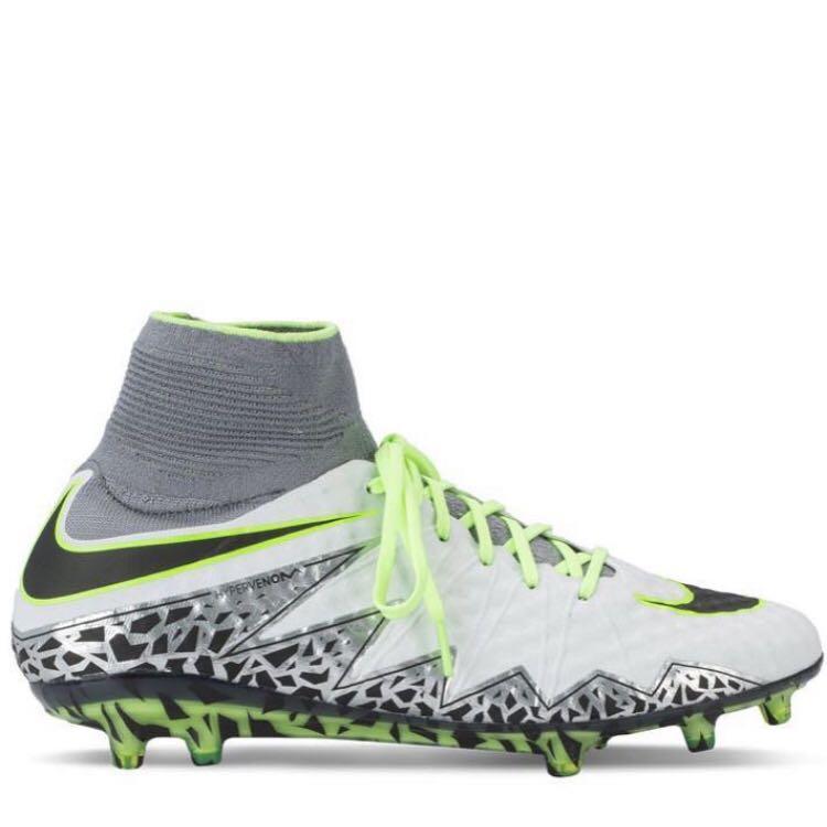 nike hypervenom phantom ii