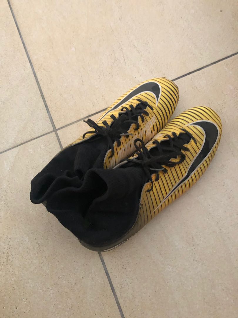 jenis nike mercurial