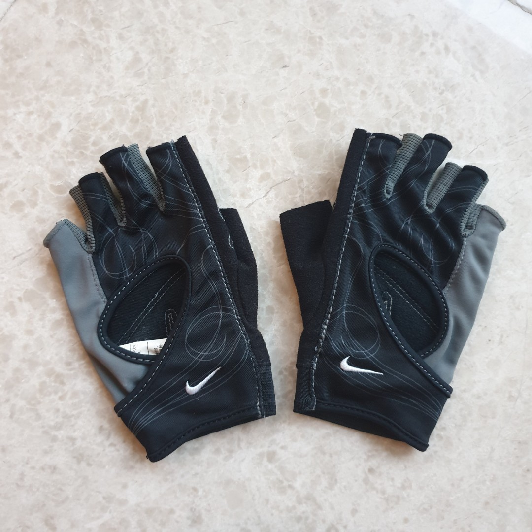 nike combat gloves