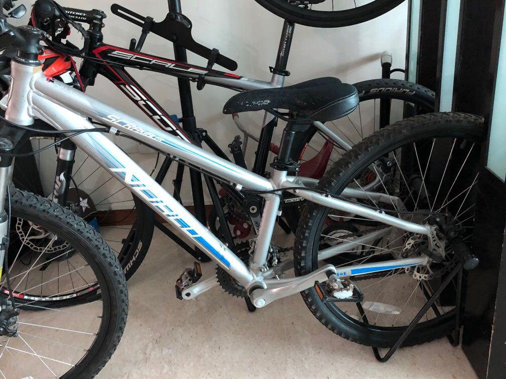Norco scrambler Sports Equipment Bicycles Parts Bicycles on