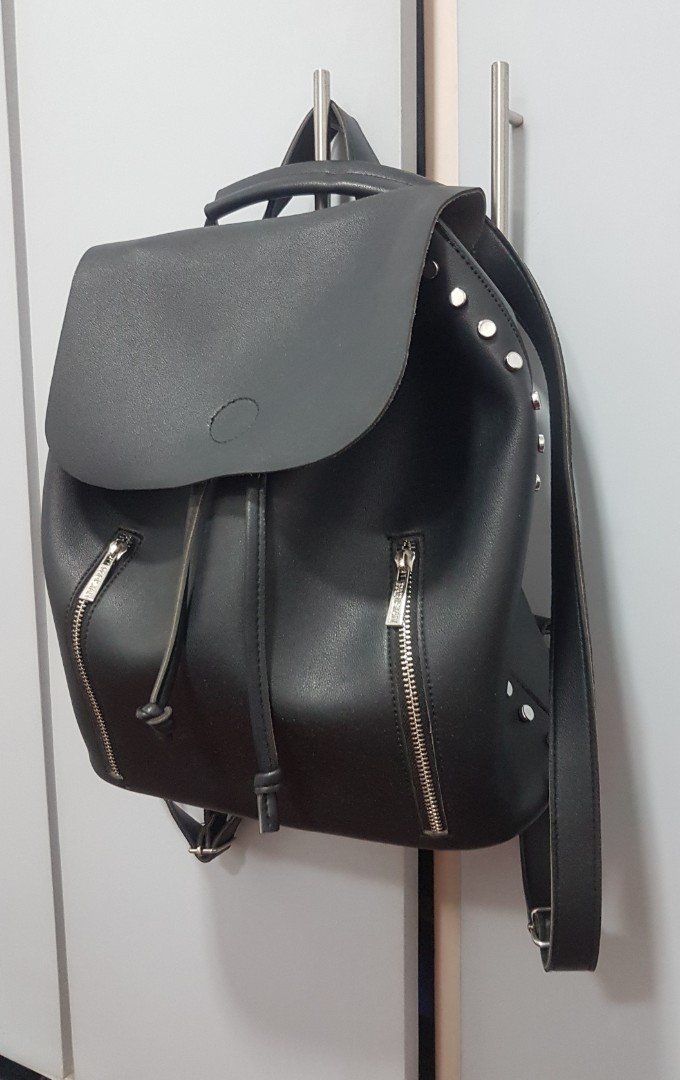 black parisian bags backpack