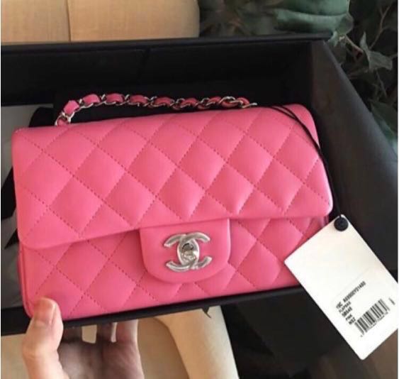 🌸🌸NEW! CHANEL 19C Bubblegum Pink Mini Rectangular Lambskin SHW