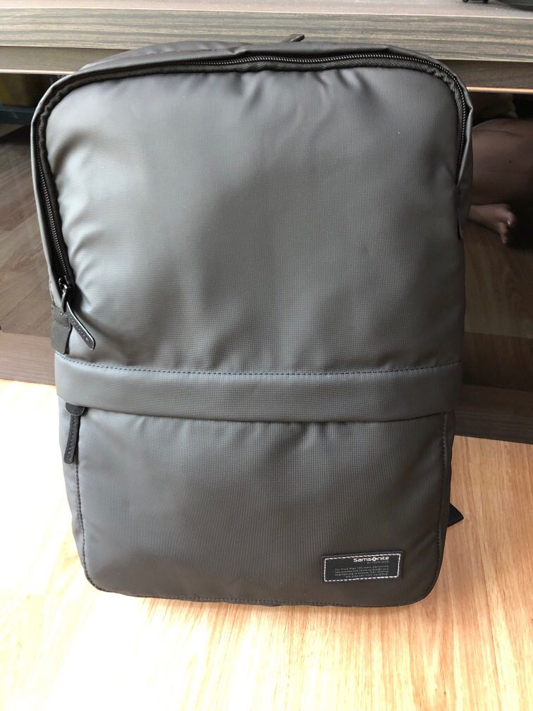 samsonite varsity