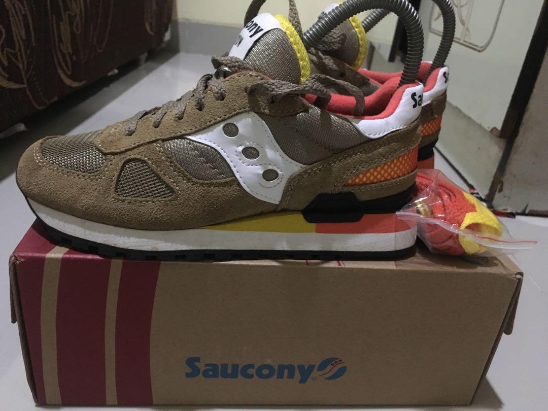 saucony shadow 37