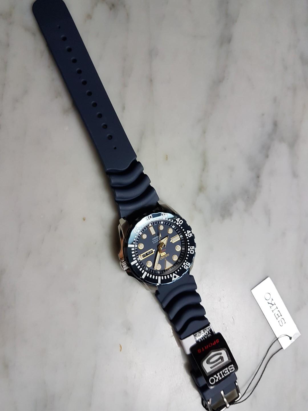 Seiko 5 Sports Ref SRP 605 K2 24J Auto Handwind Men Diver. Men s