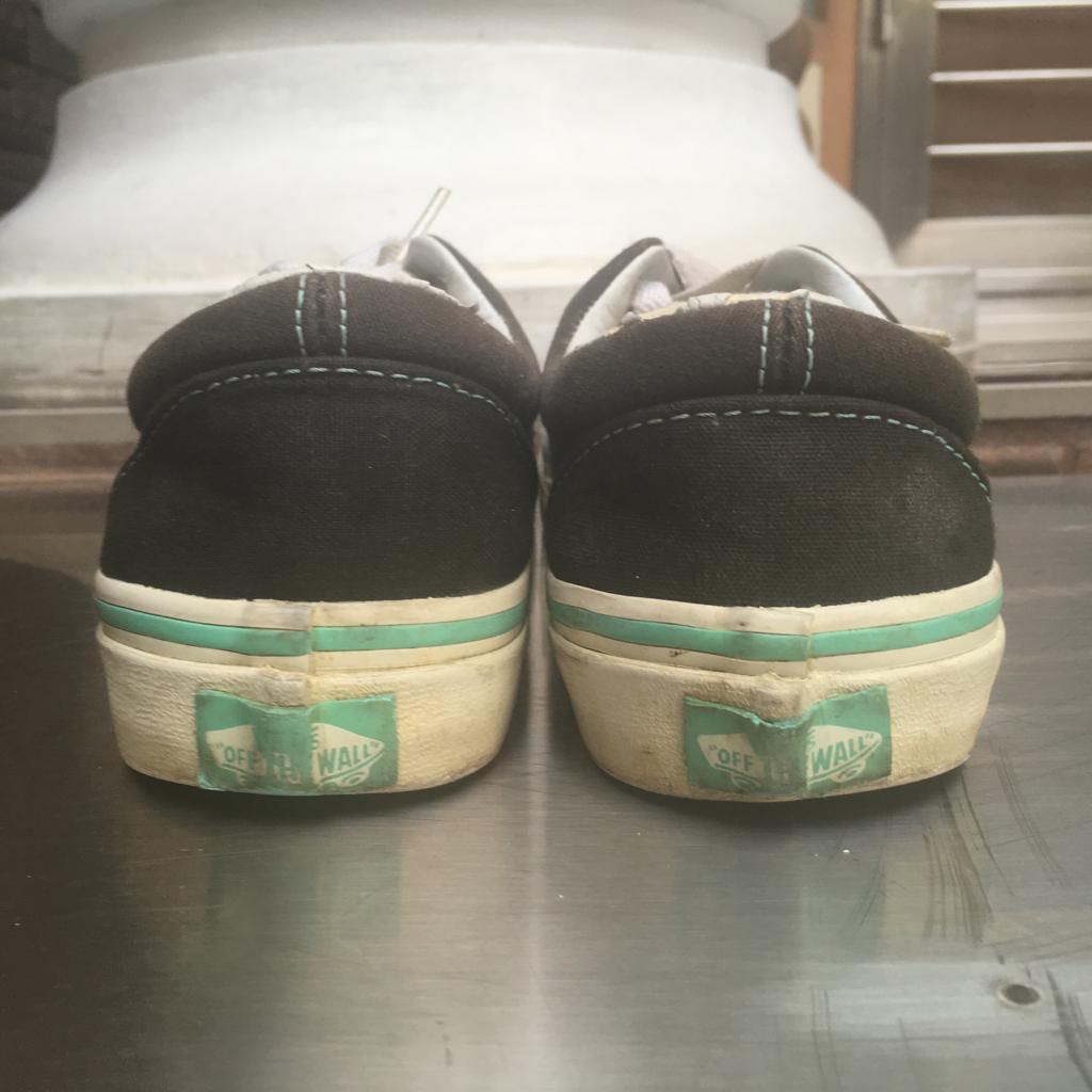Sepatu Vans Wanita Original Uk 35 Fesyen Wanita Sepatu Di Carousell
