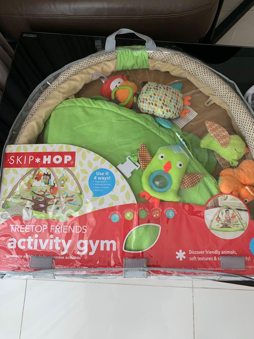 skip hop treetop friends activity gym