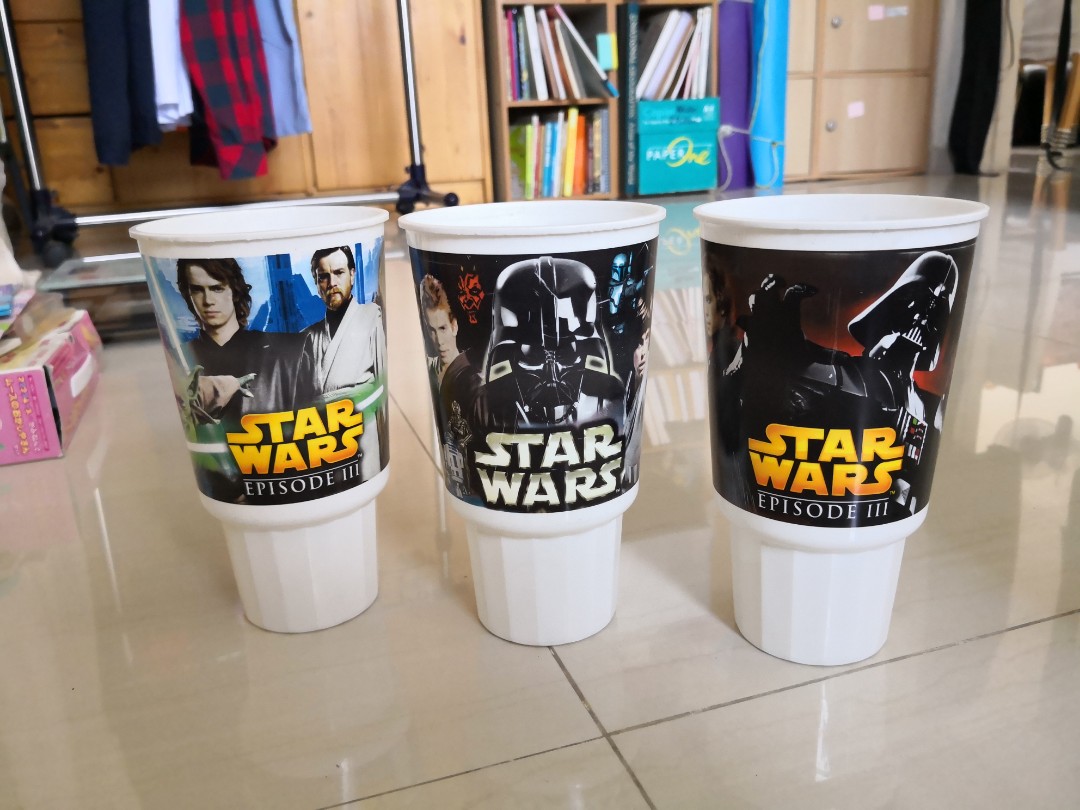Burger King - Star Wars Episode III - Set of 2 paper cups - 2005