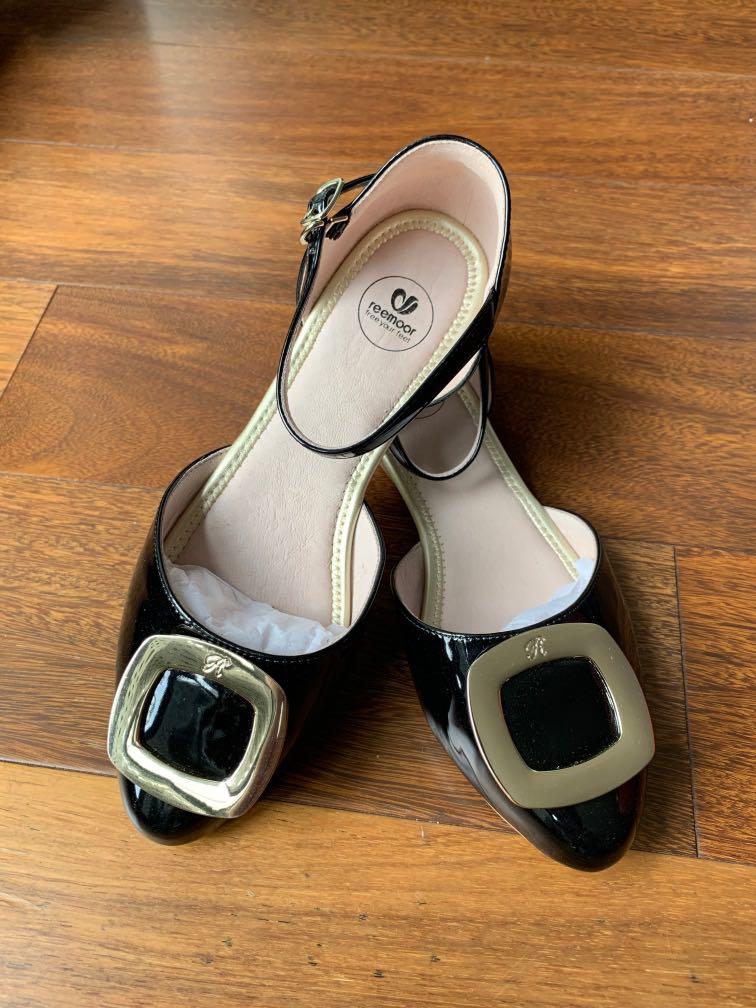 super comfy flats