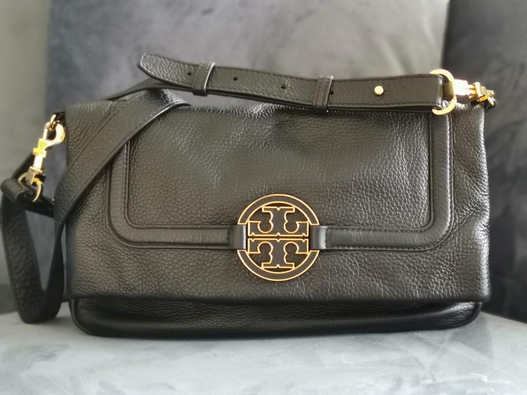 Tory Burch Amanda Fold Over Messenger Bag, Luxury, Bags & Wallets on  Carousell