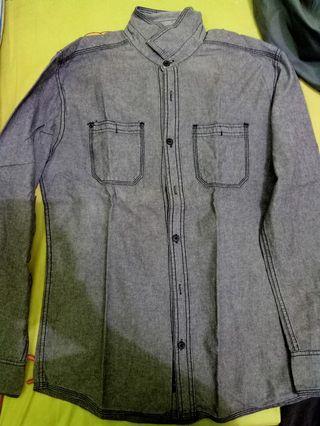 Kemeja Three Second