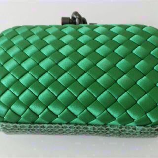 (Category: ) located in . Submitted by bagslovers (Listing ID 126911403, Image 1). Description: .