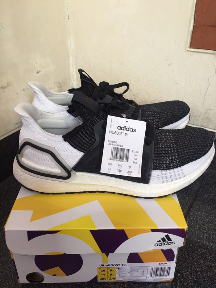 ADIDAS ULTRABOOST 19 NEW, Fesyen Pria, Sepatu , Sneakers di Carousell