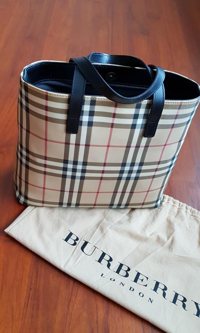 burberry nova check bucket bag