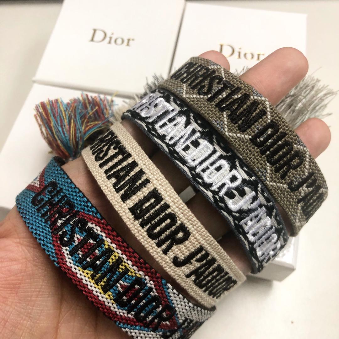 dior friendship bracelets price