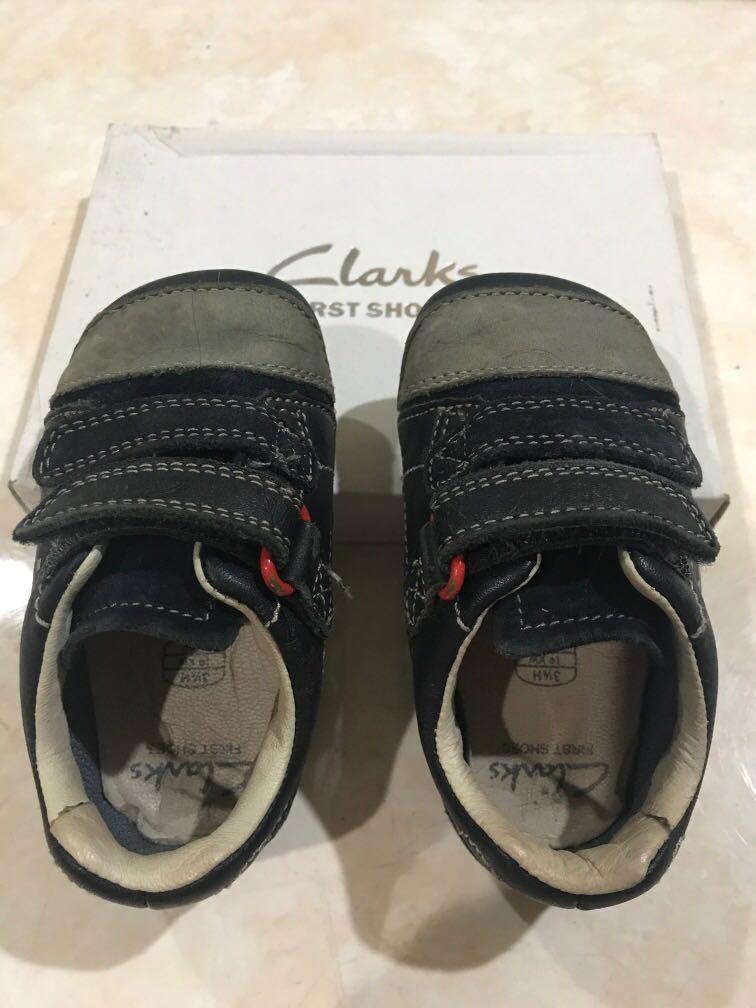 clarks first baby boy shoes