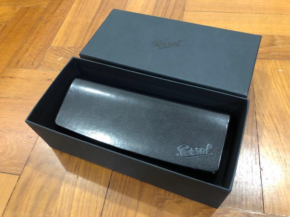 Green PERSOL 3110 s typewriter edition Men s Fashion Watches