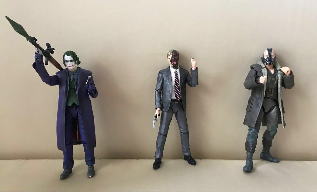 Mafex harvey dent sales