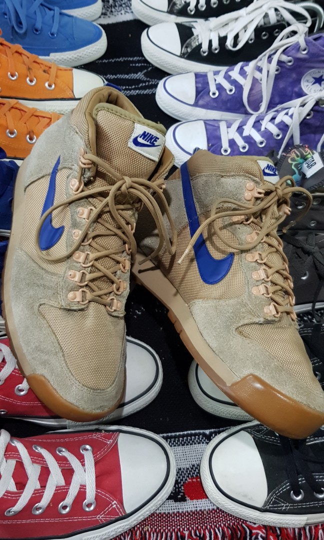 Nike store lava dunk