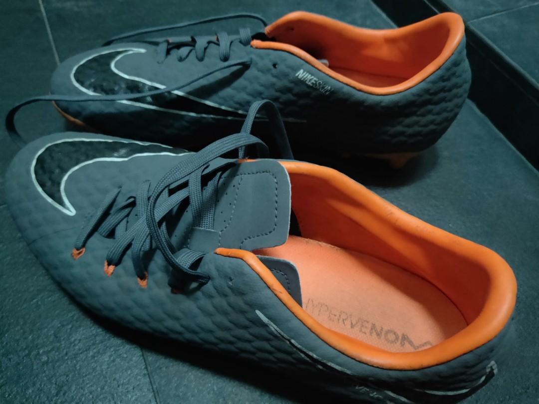 Nike Hypervenom us8.5 uk 7.5 EURO 42 Women s Fashion Footwear